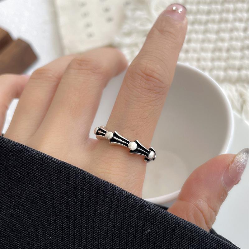 Lan Zhi Retro Thai Silver Women's Minimalist Asymmetrical 925 Sterling Ring