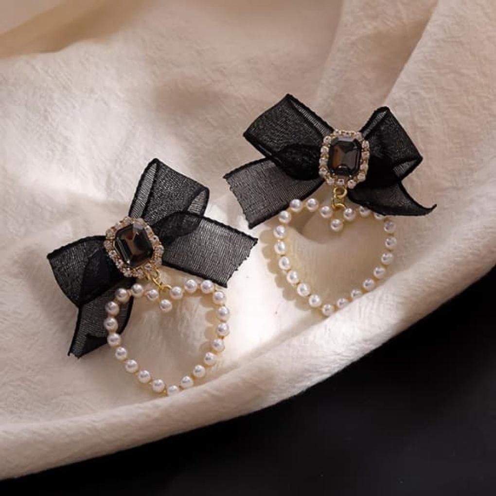 

Women s Daily Black Ribbon Pearl Heart Silver Needle Earrings gold