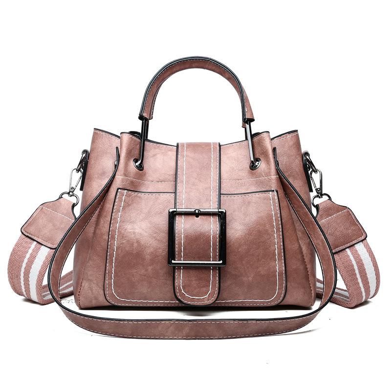 Kabelka Fuga Ni 2020 Oil Leather Železná rukojeť Silná linie Bucket Bag Kabelka přes rameno
