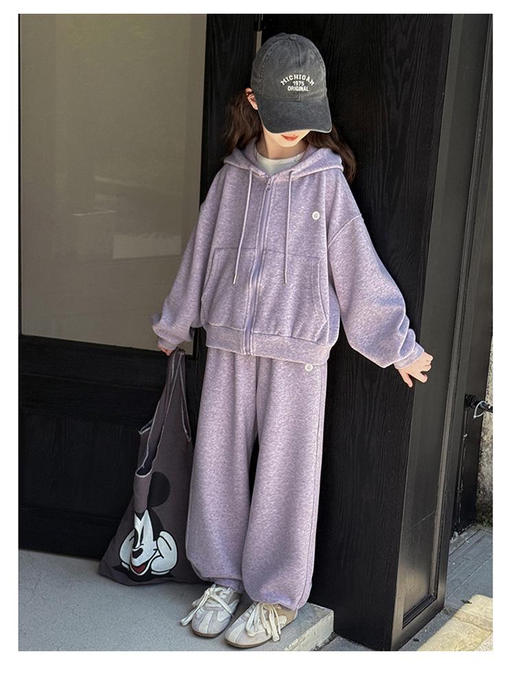Autumn 2025 Girls' Fashion Sporty Two-Piece: Hooded Jacket & Wide-Leg Pants Set