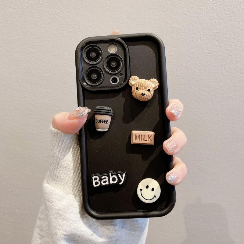 iPhone 16 Pro Kaffeebär Schleifpapier Weiche Hülle - Kompatibel mit Apple 13/15 Hohes Bambus Feines Loch Stereo Schutzhülle