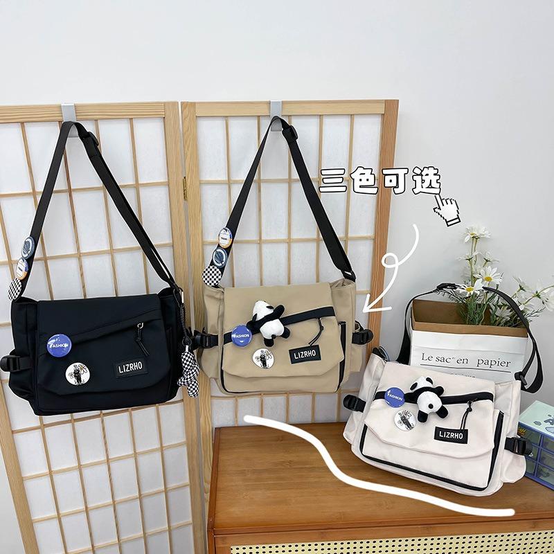 Large-capacity Student Class Oblique Span Bag Female Harajuku Tooling Nylon Bag Versatile Simple Messenger Bag