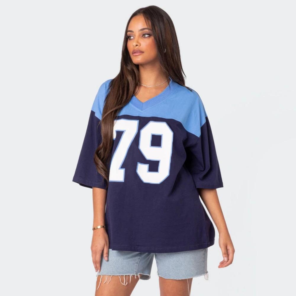 Women's Retro Loose Fit Basic T-Shirt with Digital Print V-Neck Short Sleeve Sports Top