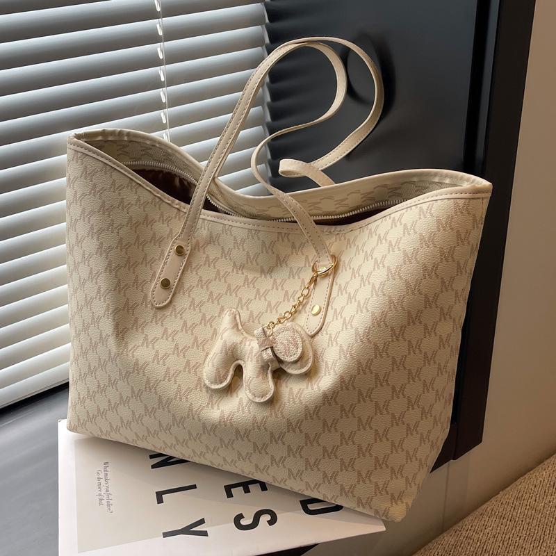 2025 Trendy Large Capacity Women's Luxury Tote Bag: Shoulder & Handheld, Stylish & Versatile for Commuting