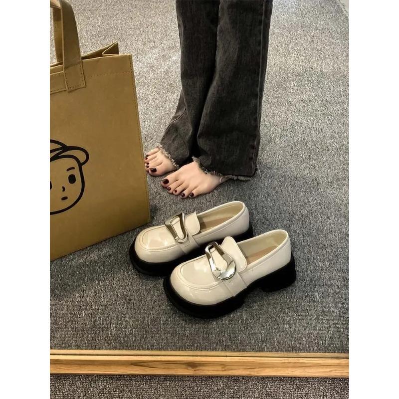 Fashion Cute Kawaii Women's Shoes with Medium Heels Round Toe Platform Loafers Ladies Pumps Young On Sale Stylish Genuine Mark Wholesale