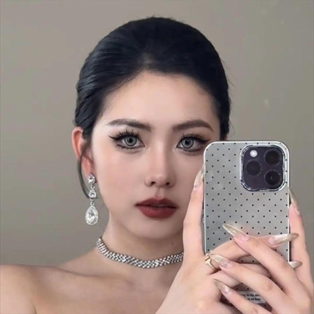 Elegant Teardrop Zircon Diamond Earrings for Women - Light Luxury, Niche Design