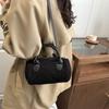 Modische Trend-Einschultertasche, Nischen- und Einfache Crossbody-Pendler-Kissen-Tasche