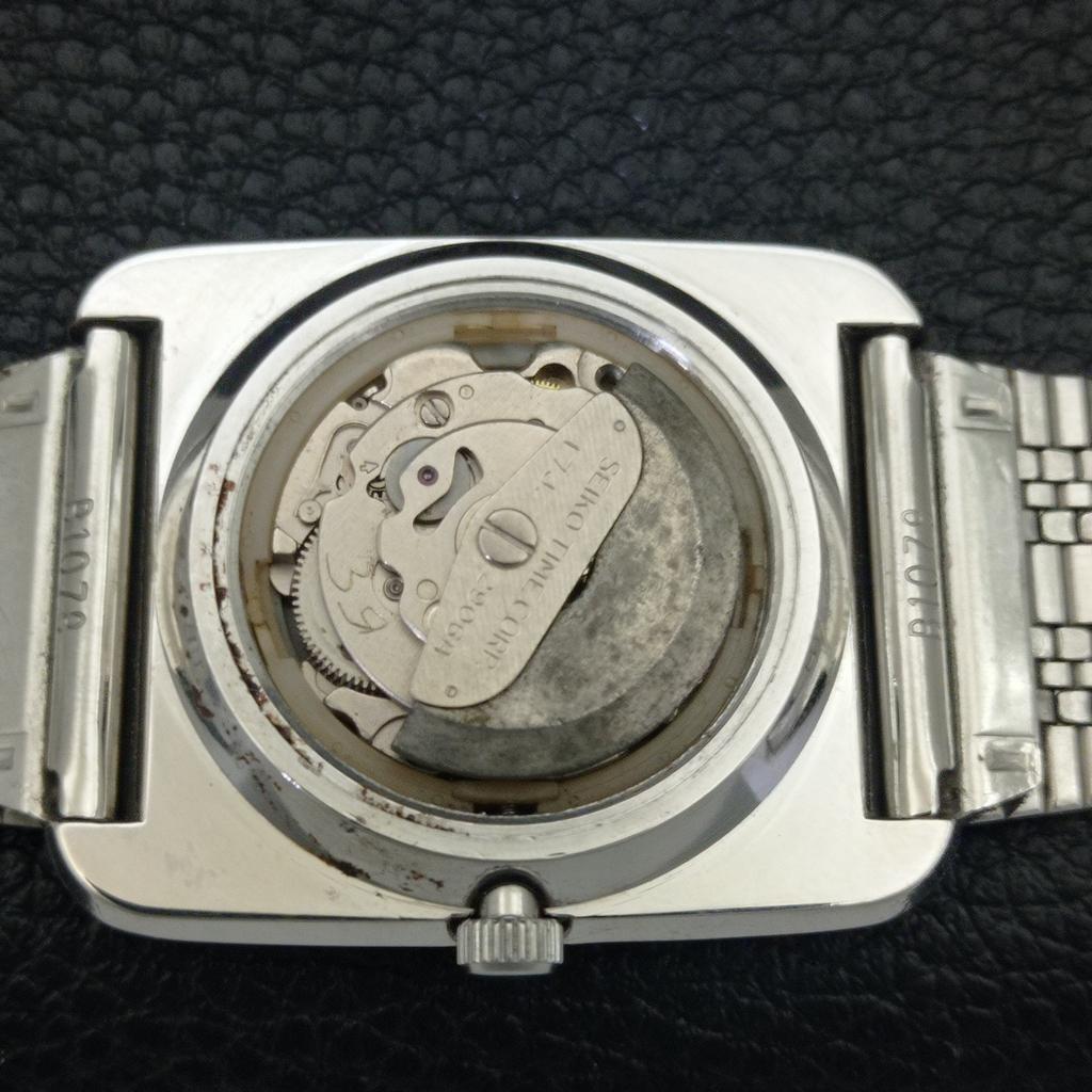 SEIKO HI-BEAT AUTOMATIC JAPAN BOY VINTAGE ORIGINAL DIAL SLIM WATCH a704280-1
