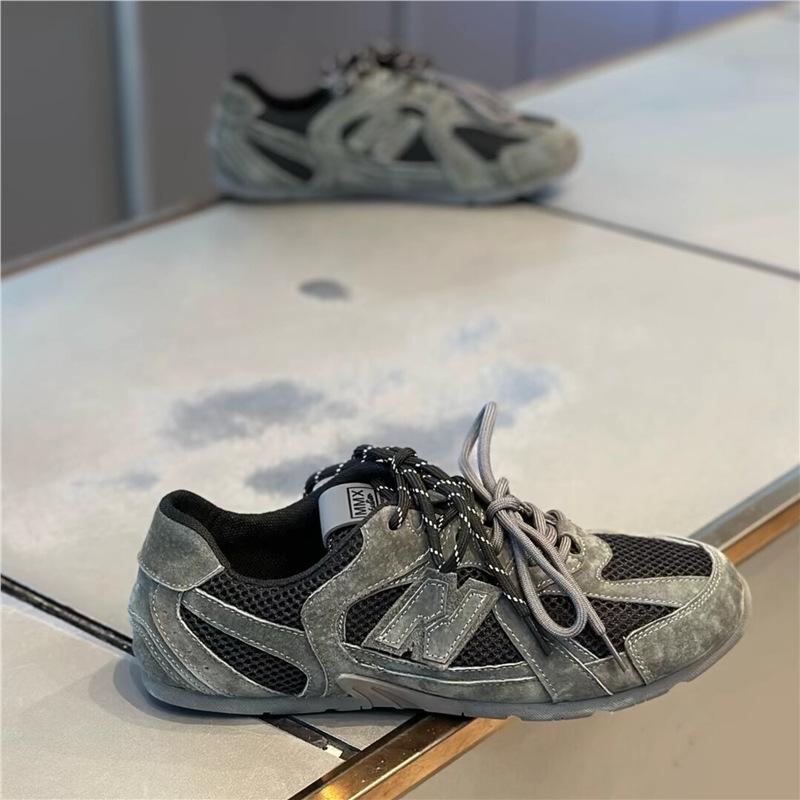 Sports Chaozi Xia's new mesh surface is breathable and comfortable, solid color is comfortable bc