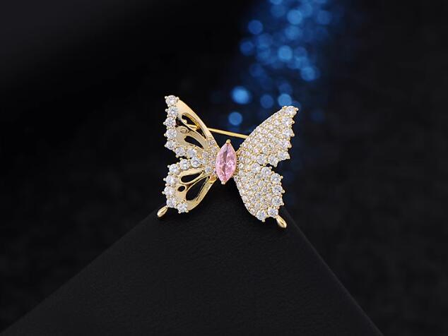 1Pc Fashion Butterfly Brooch for Women Men Exquisite Butterfly Insect Brooches Pins Jewelry Accessories Party Gifts