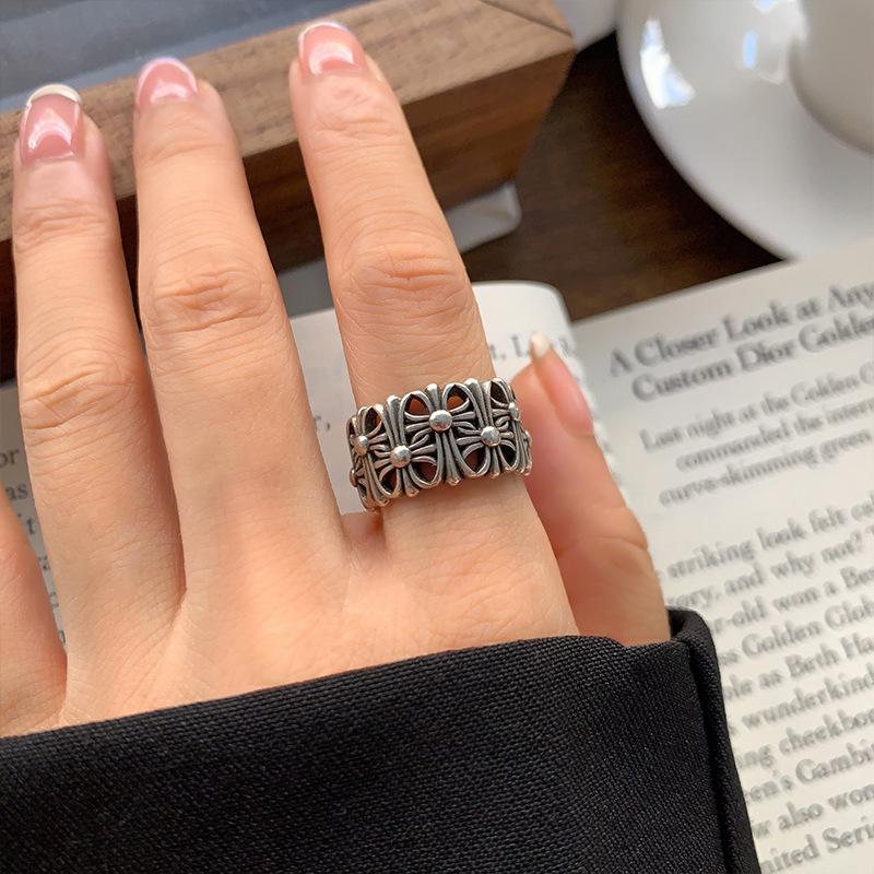 Lan Zhi Retro 925 Sterling Silver Exaggerated Open-Faced Ring - Unique and Colorfast Hand Jewelry.