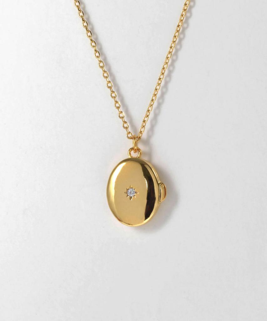 Code.H (Silver 925) Oval Frame Necklace