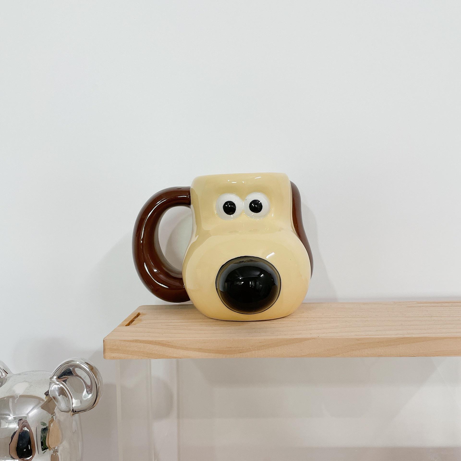 Hand-Painted Cute Palm Dog Ceramic Mug – Large Capacity for Kids Breakfast 401-500ml