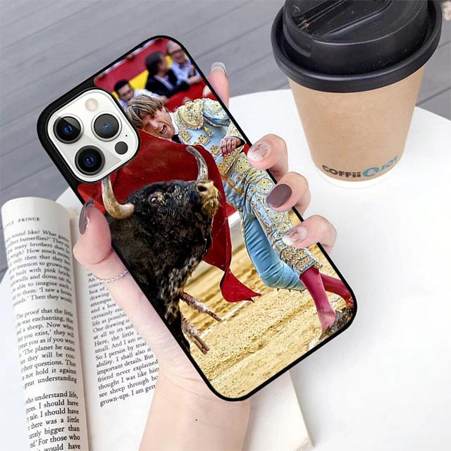 Bullfight Bull Fighter Phone Case For iPhone 17 Air 14 15 16 16e 13 12 Max Cover For Apple 11 Pro Max Plus Coque