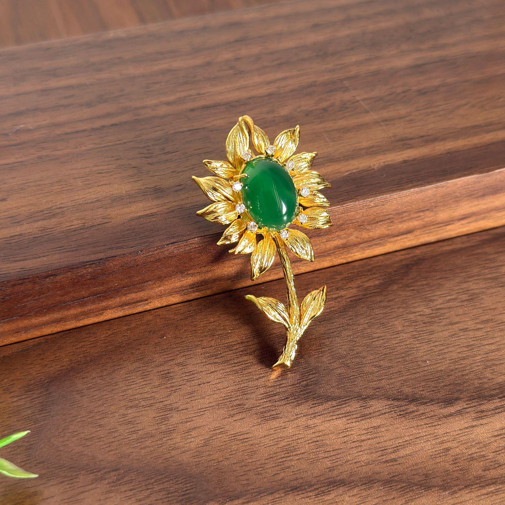 Брошь из халцедона с подсолнухом: Классический дизайн Женский высококлассный аксессуар Корсаж Подарок