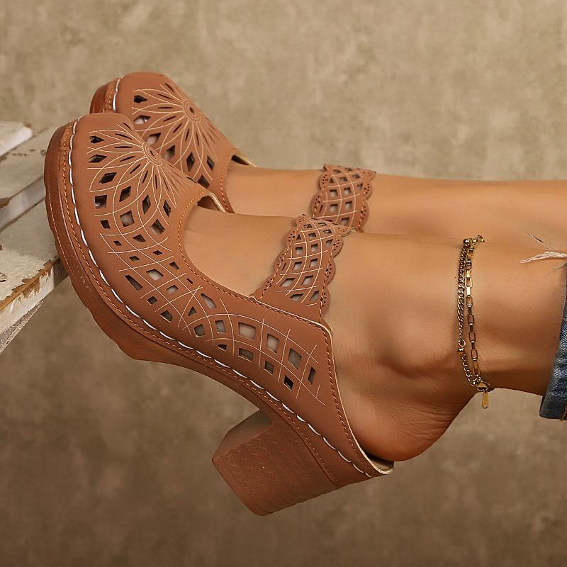 Women's Summer New Large Size Women's Sandals Retro Block Heel Slippers Large Size Cutout Wedge Sandals