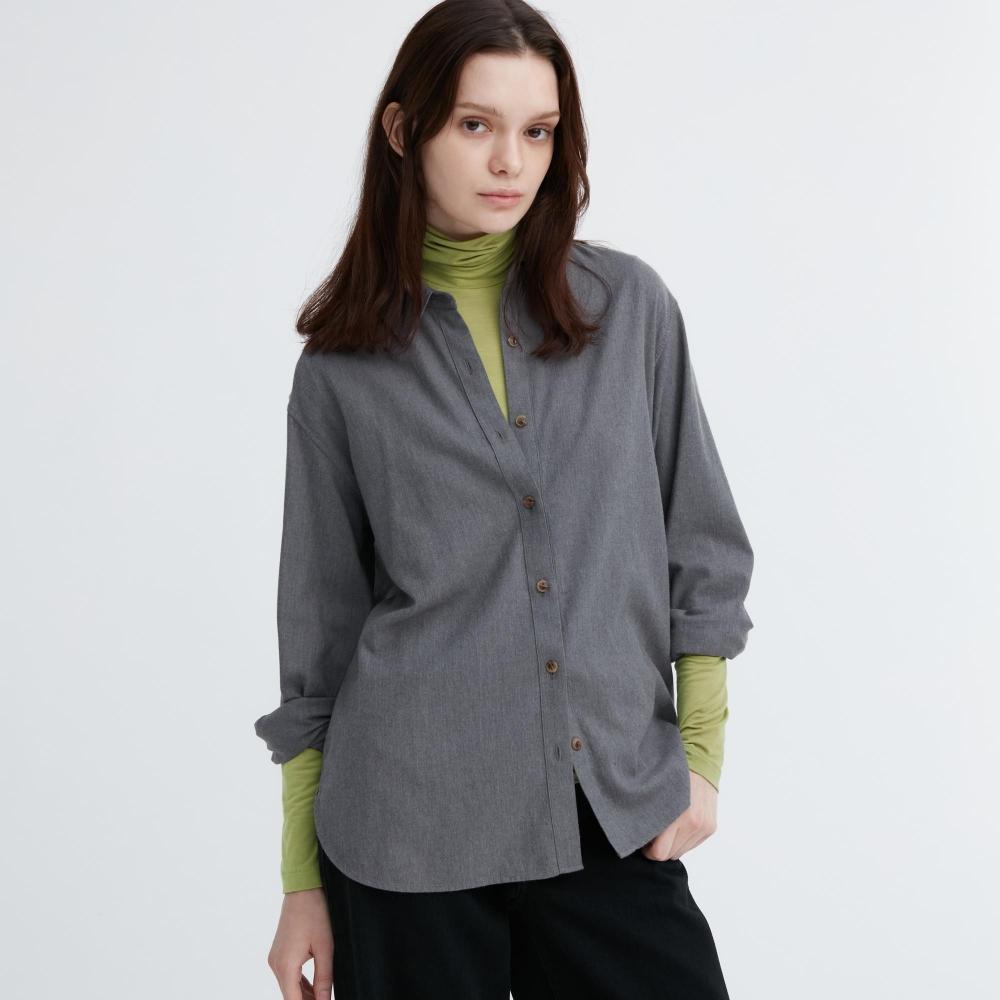 Uniqlo Japan HeaTTech UlTra LighT TurTleneck T  Long Sleeve 