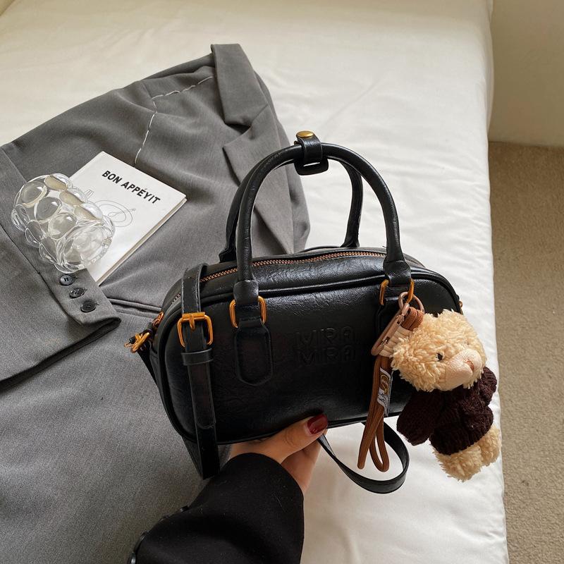 Fashion Commuter Messenger 2025 Autumn New Handbag New Foreign Style Bag Casual Retro Texture Shoulder Bag