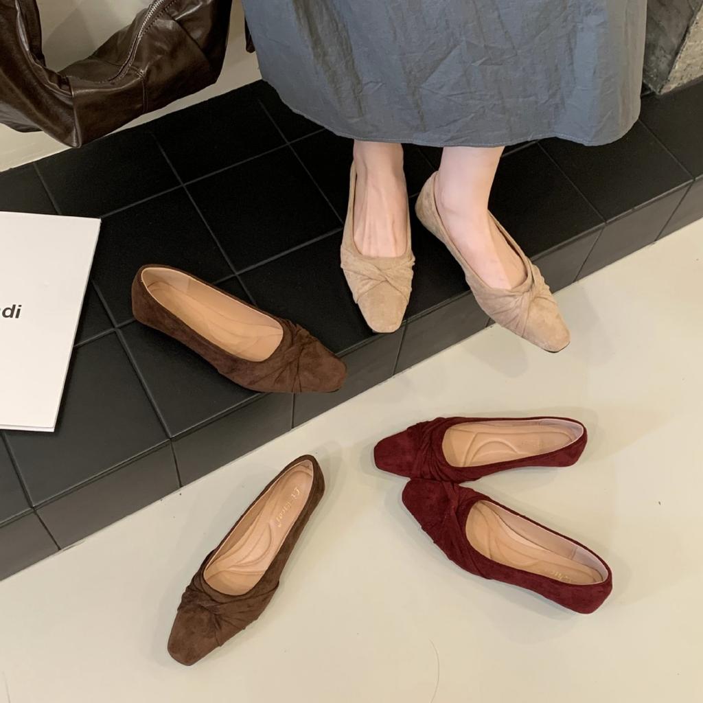 2025 neue Wildleder-Ein-Wort-Schuhe mit runder Spitze, flachem Ausschnitt, Innenkeilabsatz und Fersenbedeckung, vielseitige OL-Damen-Einzelschuhe