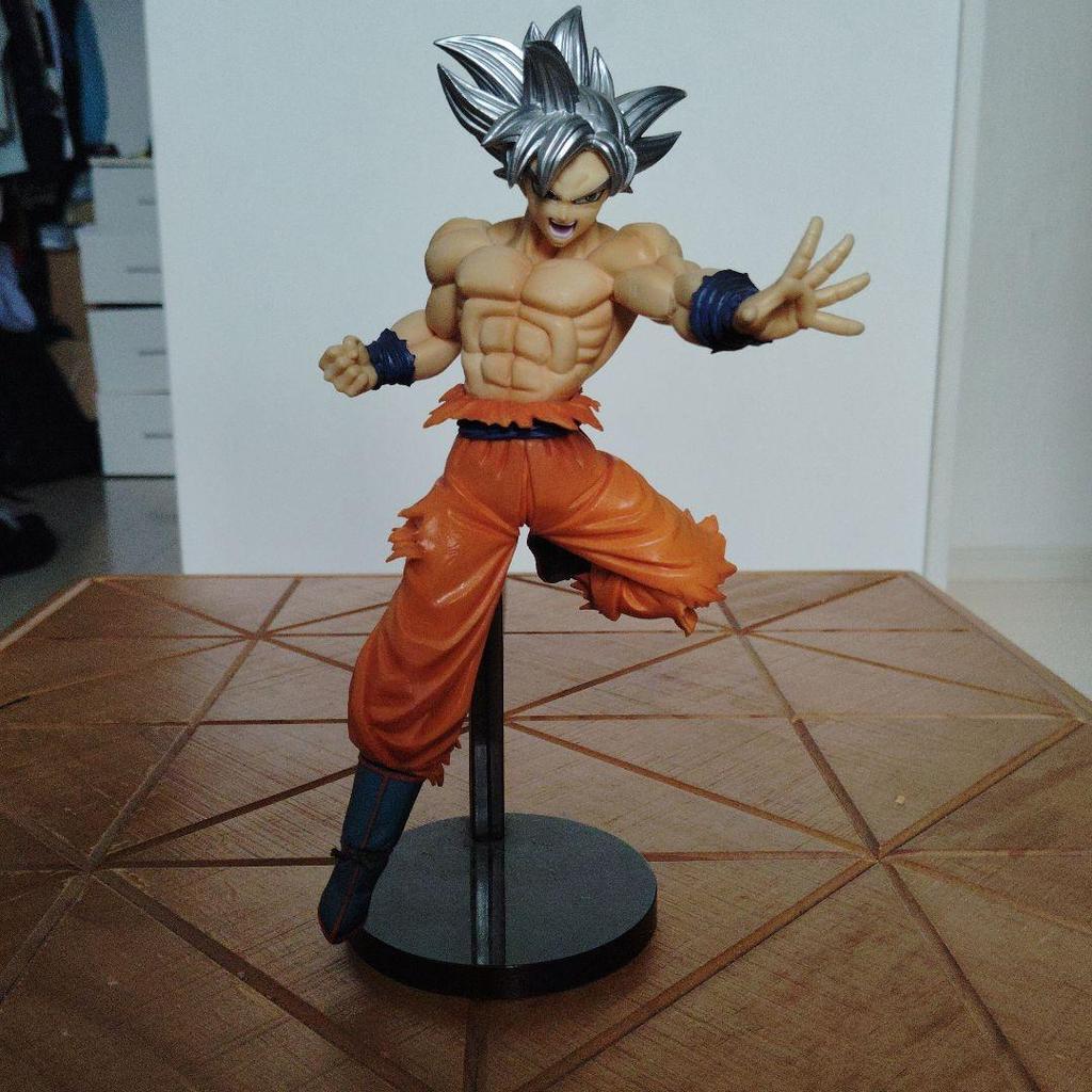 [USED] Dragon Ball Son Goku Figure