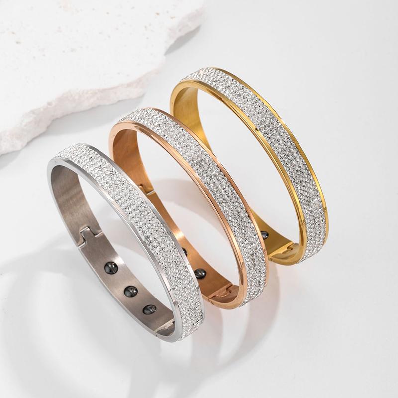 Elegant Business Diamond Decorative Bracelets Suitable For Women To Wear And Match Fashionable Zircon For Summer Travel