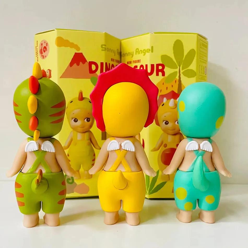 Blind Box Dinosaur Series Anime Figures Ornaments Seoul Strawberry Dolls Fans Children Christmas Gift Toys