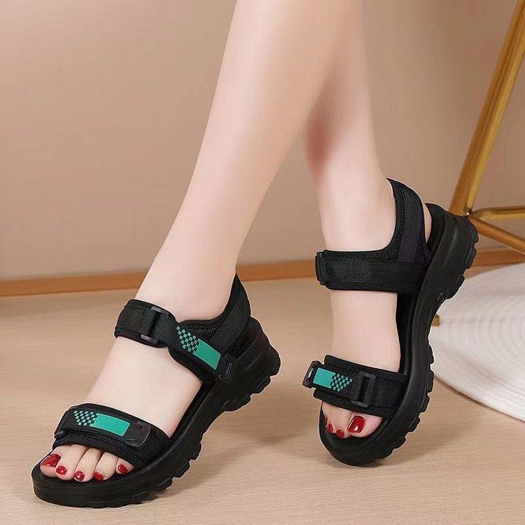 

Студенческие пляжные сандалии Новые летние удобные на платформе на липучке повседневные классные шлепанцы 35 чёрный