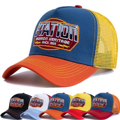 Neuer Stil Reichhaltige Farbe Baseballkappe Klassisches STATION Buchstabenmuster Mesh-Kappe Männer und Frauen Atmungsaktive Sommer Trucker-Kappe