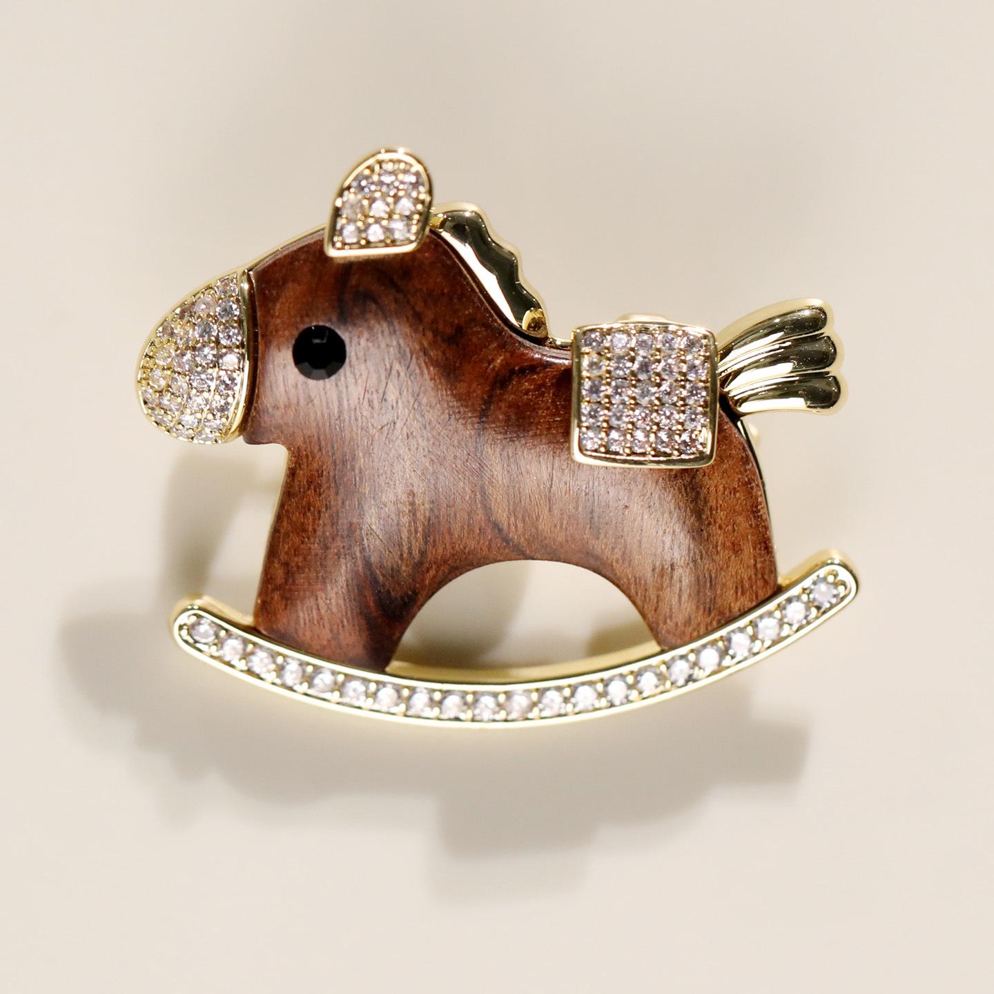 Bo Xin Yun Solid Wood Cartoon Horse Brooch with Copper  Zircon Zodiac Pin