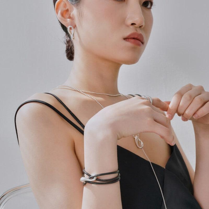 OOV MOBIUS WAVE LEATHER B_Leather Bracelet