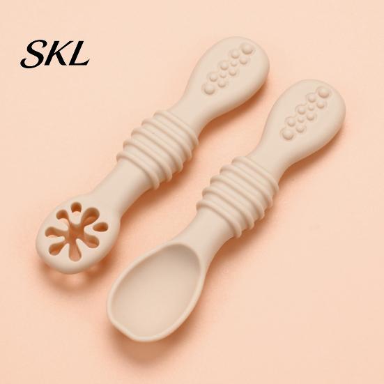 Soft Silicone Spoons for Babies 2Pcs Baby Spoon, Toddler Training Spoon Puree Fruit Puree, Non Slip Set Non-Slip Handle Infant Feeding Self
