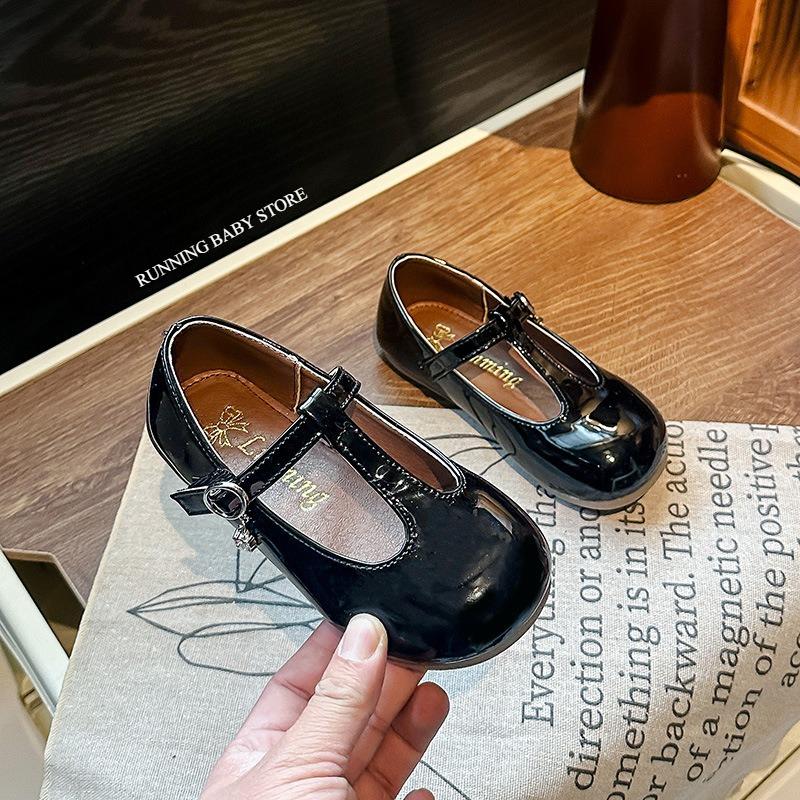 

Chic Fall Soft Soled Girl s Leather Shoes Versatile Retro T-tied Roman Shoes Princess Flat Bottom Solid Color Shoes Child I08147 23 чорний