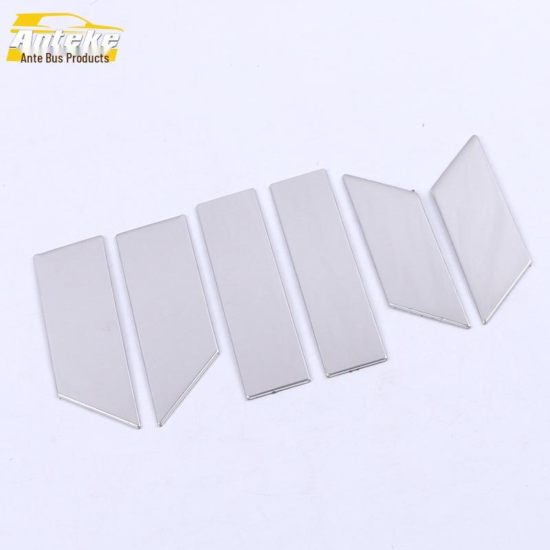 

Bright & Scratch-Resistant Lower Grille Trim for 20 Escape Models