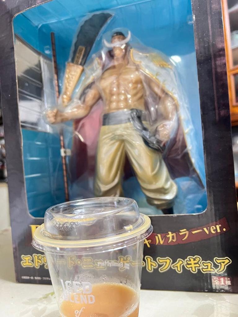 [USED] Price Reduced! One Piece Edward Newgate Special Color Ver. Figure