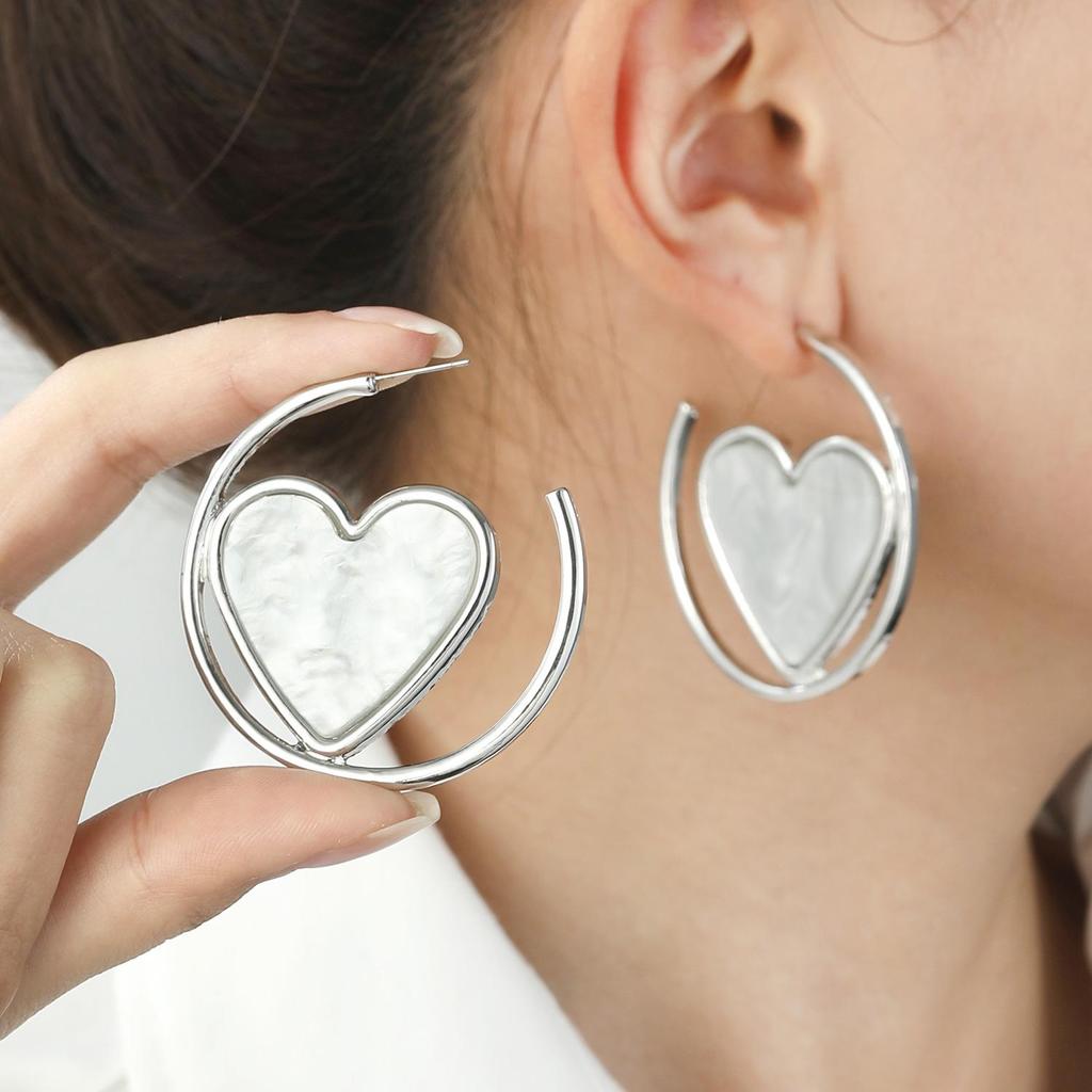 European & American C-Shaped Heart Velvet Stud Earrings for Women – Elegant Korean Style Accessories.