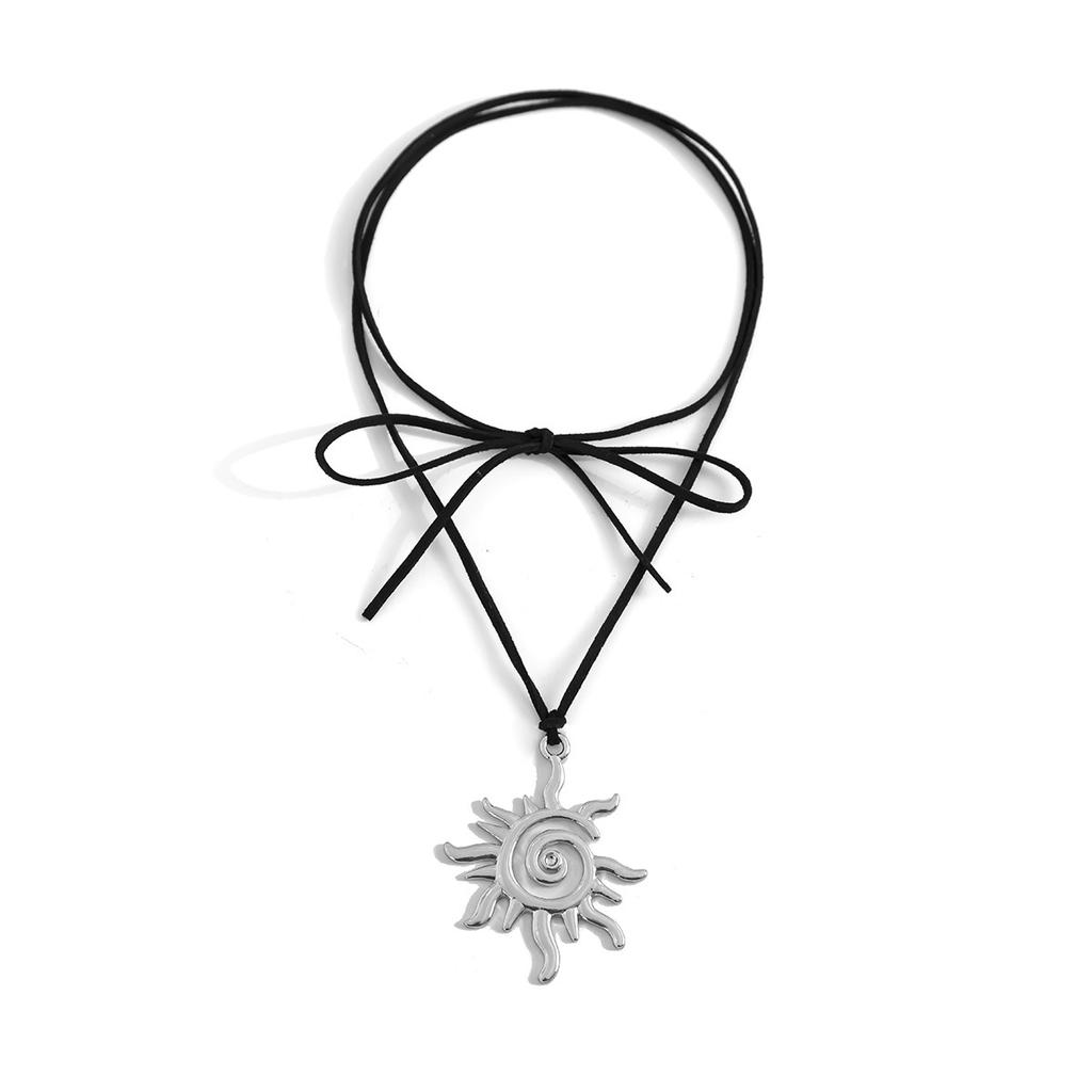 Summer Beach Metal Conch Starfish Necklace Female Sweet Cool Metal Sun Necklace Jewelry