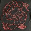 Vtg La Dispute Band Schwarzes Baumwoll-T-Shirt für Damen und Herren Alle Größen AD53 Unisex T-Shirt