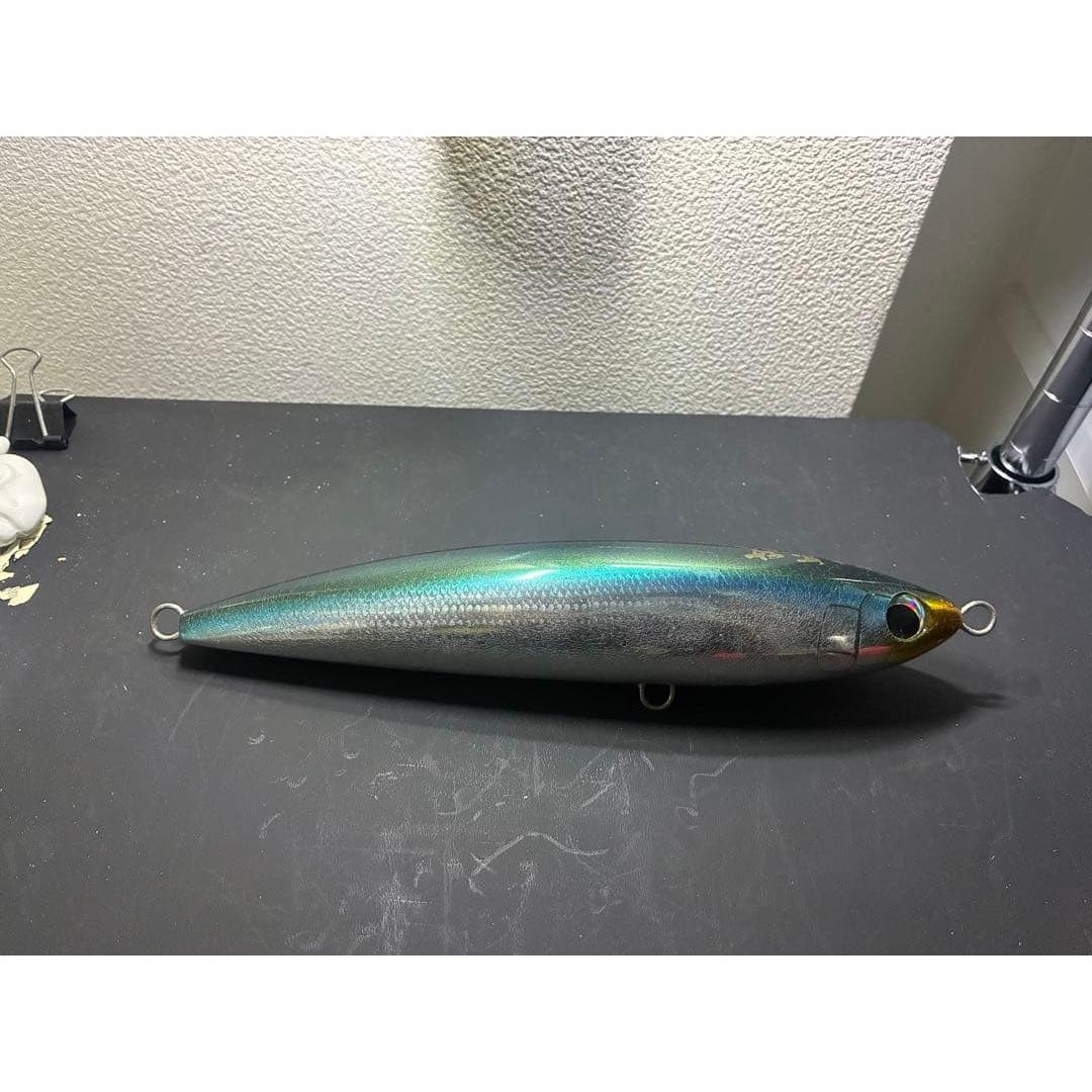 Used SHIMANO bespoke amberjack 220F crazy scale sardine