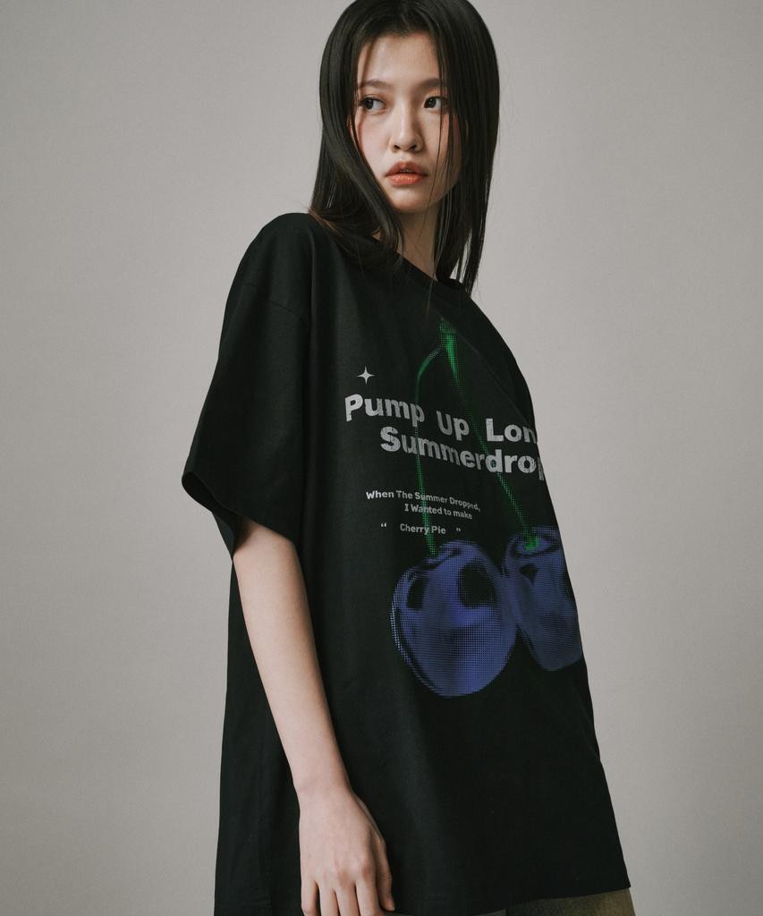 Beodeonteu Blue Cherry Short Sleeve T-Shirt [Black]