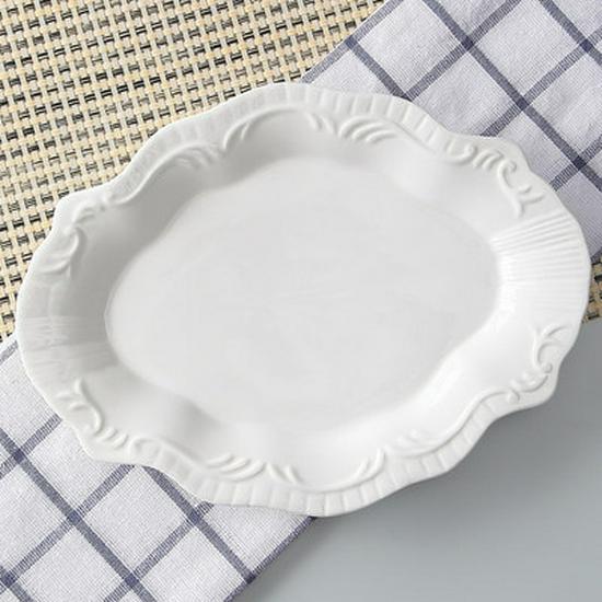 Palace Style White Ceramic Dessert Plate - Retro Western Tableware Double Dragon Plate 9-inch