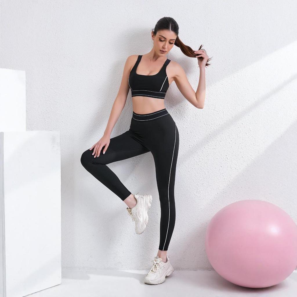 2025 Spring/Summer Women's Color Block Butt-Lifting Yoga Pants & High Elastic Breathable Sports Vest