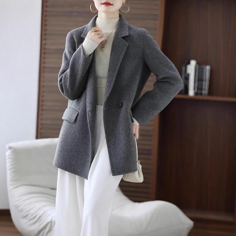 2025 Autumn/Winter Women's Double-Faced Wool Coat - Short, Loose, Petite Slimming Suit