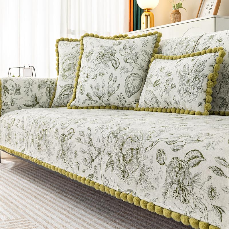 

New French Pastoral Non-Slip Sofa Cushion High-End Chenille Light Luxury American Four-Season Universal Cover 70*70cm зелёный