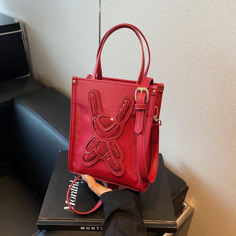 

Foreign single portable trend versatile bag women s 2024 new fashion small square bag high-end niche design messenger bag бордовий