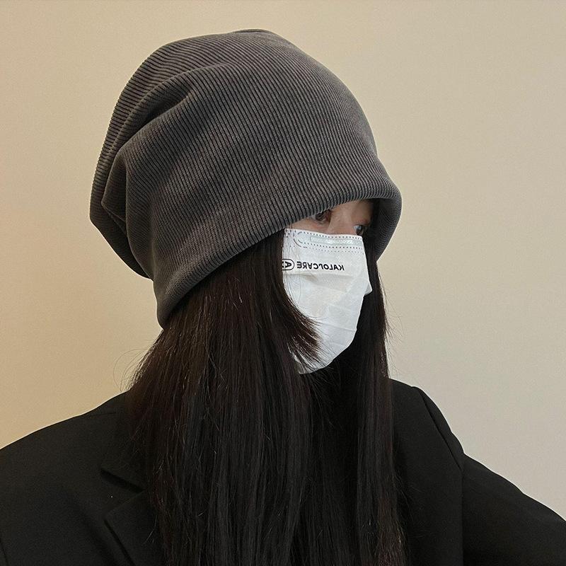 

Большая голова Свободная шапка для женщин Осенью и Зимой Вельветовая шапка с ворсом Однотонная Ретро и Универсальная Холодная шапка Шапка-пуловер для взрослых M（56-58cm）