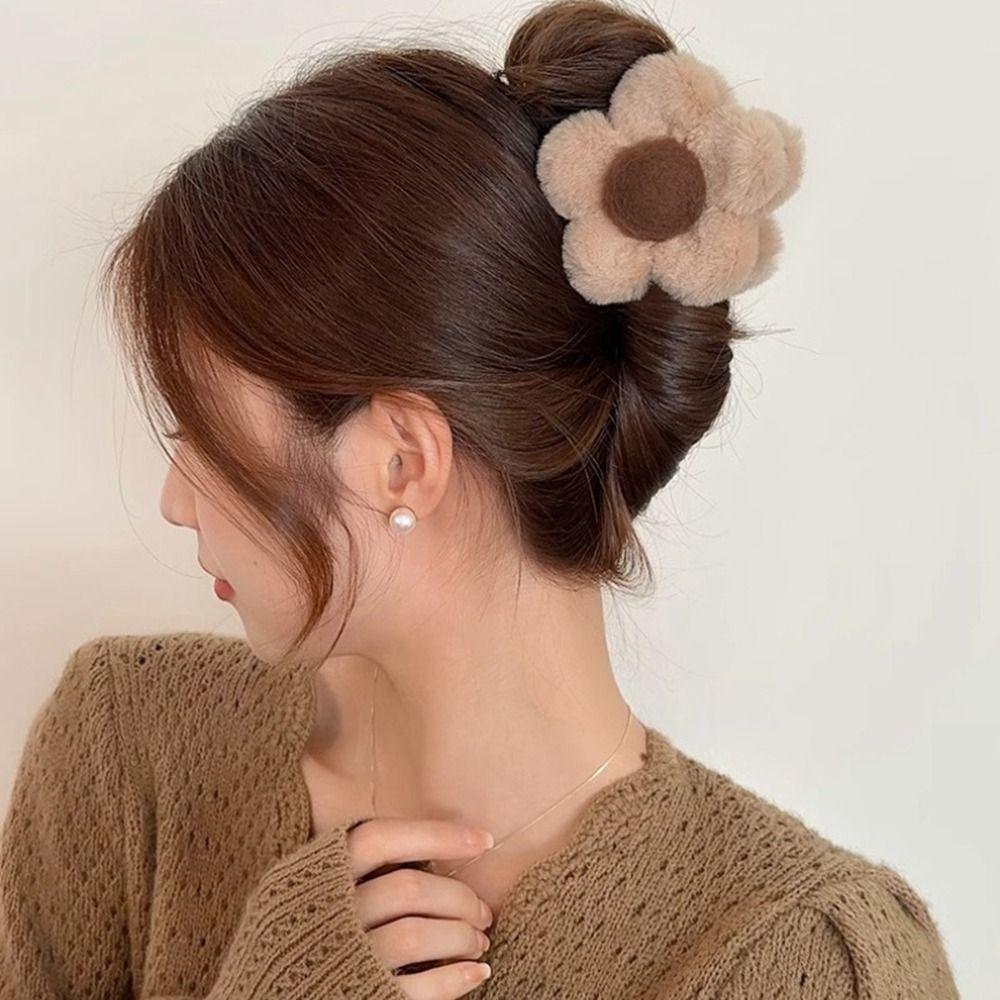 Grab Clip Plush Hair Claw Ponytail Holder Large Shark Clip Sweet Flower Hair Clip  Streetwear