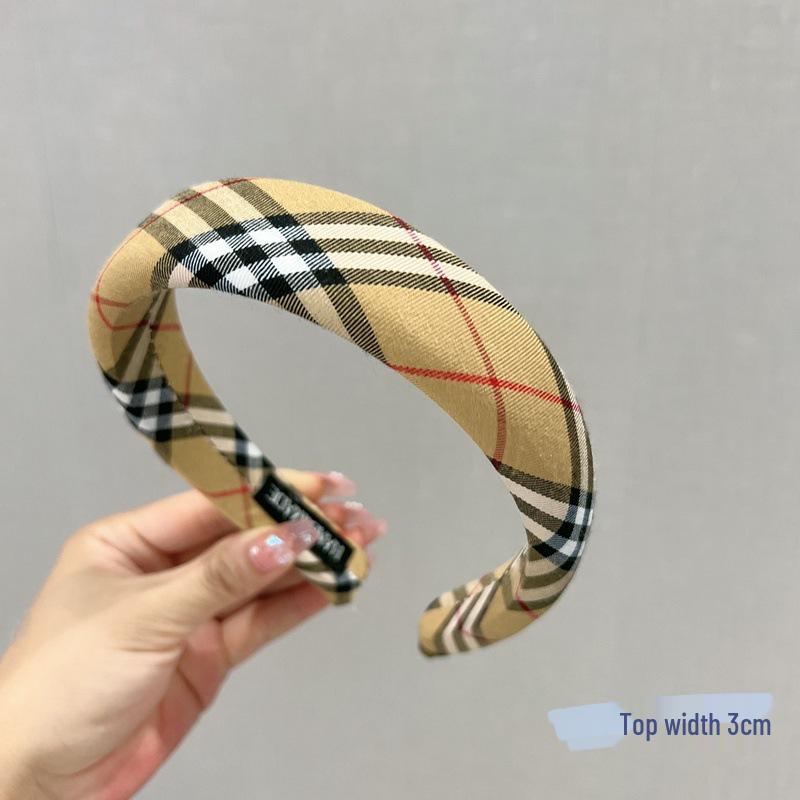 Klassisches britisches Karomuster Schwamm-Stirnband: Retro Preppy Hohe Krone