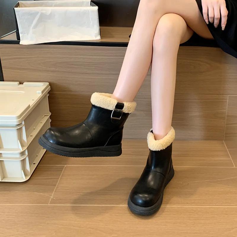 2024 Winter New Snow Boots Women Flat Plus Fleece Warm Short Boots Fashion Casual Women's Shoes