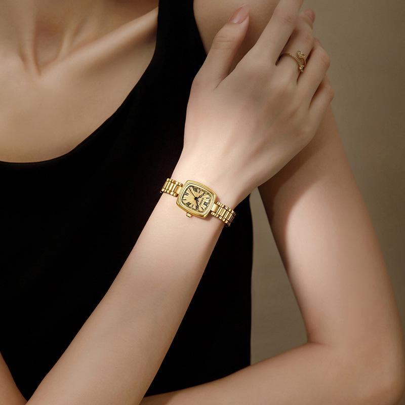 Light Luxury Gold Women's Waterproof Quartz Watch - High-Value, Fashionable Small Square Design