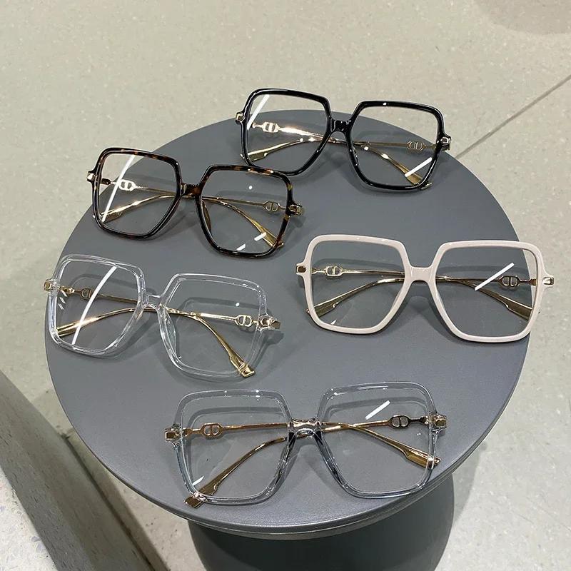 New Big Frame Blue Light Blocking Glasses Female Fashion Stylish Men Trend Brand Design Computer Protecting Eyewear